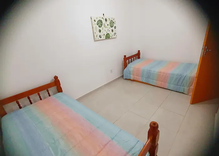 duplex novo no Perequê Açu - Condomínio de frente ao mar